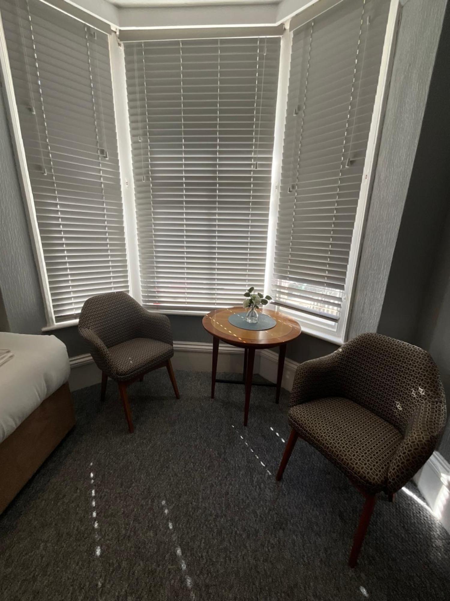Sterling Lodge Hotel ايستبورن المظهر الخارجي الصورة